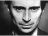 Robert Carlyle.