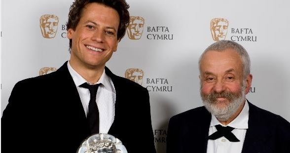 Ioan Gruffudd & Mike Leigh