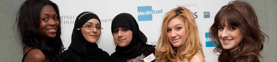 2011 Youth Mentors 150 Banner