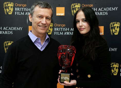 Eva Green, recipient of the Orange Rising Star Awards in 2007 with Duncan Kenworthy.