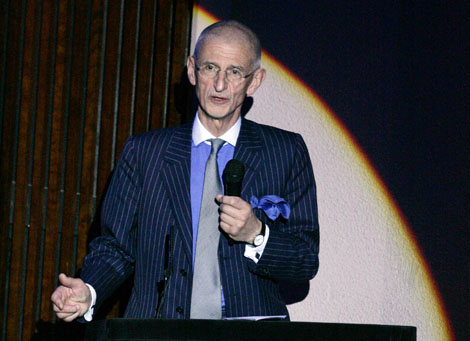Anthony Reeves introduces the 70mm screening of Ryan's Daughter. Anthony Reeves introduces the 70mm screening of Ryan's Daughter.