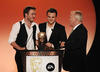 Matt Littler and Duncan Jeffries present theVideo Game Award in 2008.
