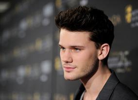 Jeremy Irvine