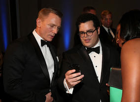Bond actor Daniel Craig and Josh Gad.
