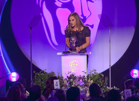 Ruth Bradley presents the Award for Visual Effects.