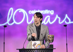 Actor Ralf Little joked with the audience before announcing the Interactive Innovation award (BAFTA / Richard Kendal).