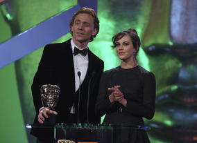 Jessica Brown Findlay and Tom Hiddleston