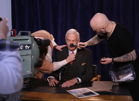 Jon Snow is transported back in time to become an old-school news anchor.