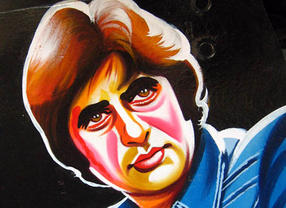 'Back-view Bollywood #34' by Meanest Indian (Meena Kadri) on Flickr (http://www.flickr.com/photos/meanestindian/363391154/). 