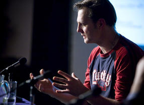 David Morrissey talks about the great directors he's had the pleasure of working with (Neil Young).
