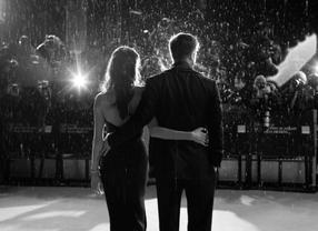 This year's nominees in the Leading Actress and Actor categories Angelina Jolie and Brad Pitt take their time on the Red Carpet to pose for photographers (Greg Williams / Art+Commerce).